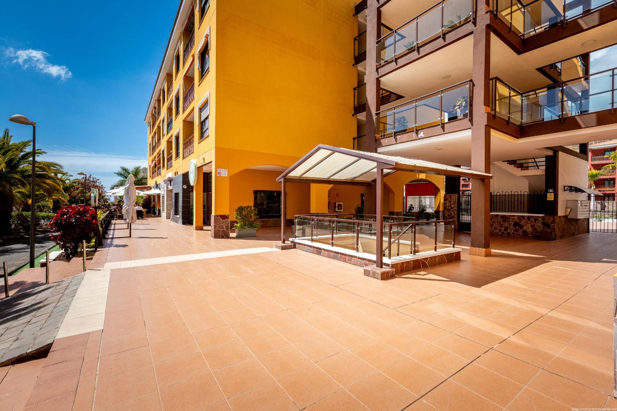 Sunset Palm Mar - Family Friendly Suites Apartment Palm-mar