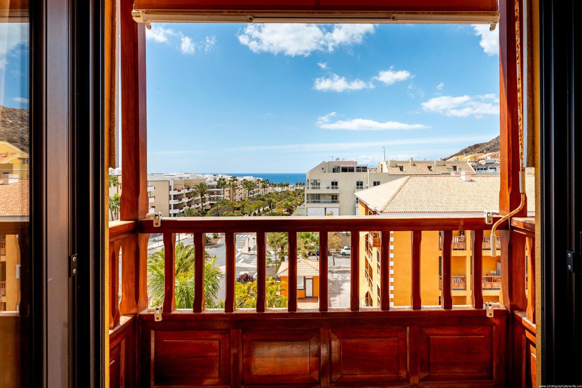 Sunset Palm Mar - Family Friendly Suites * Palm-mar