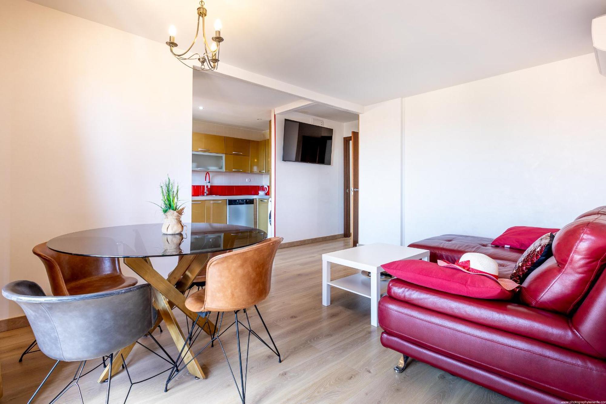 Sunset Palm Mar - Family Friendly Suites Apartment