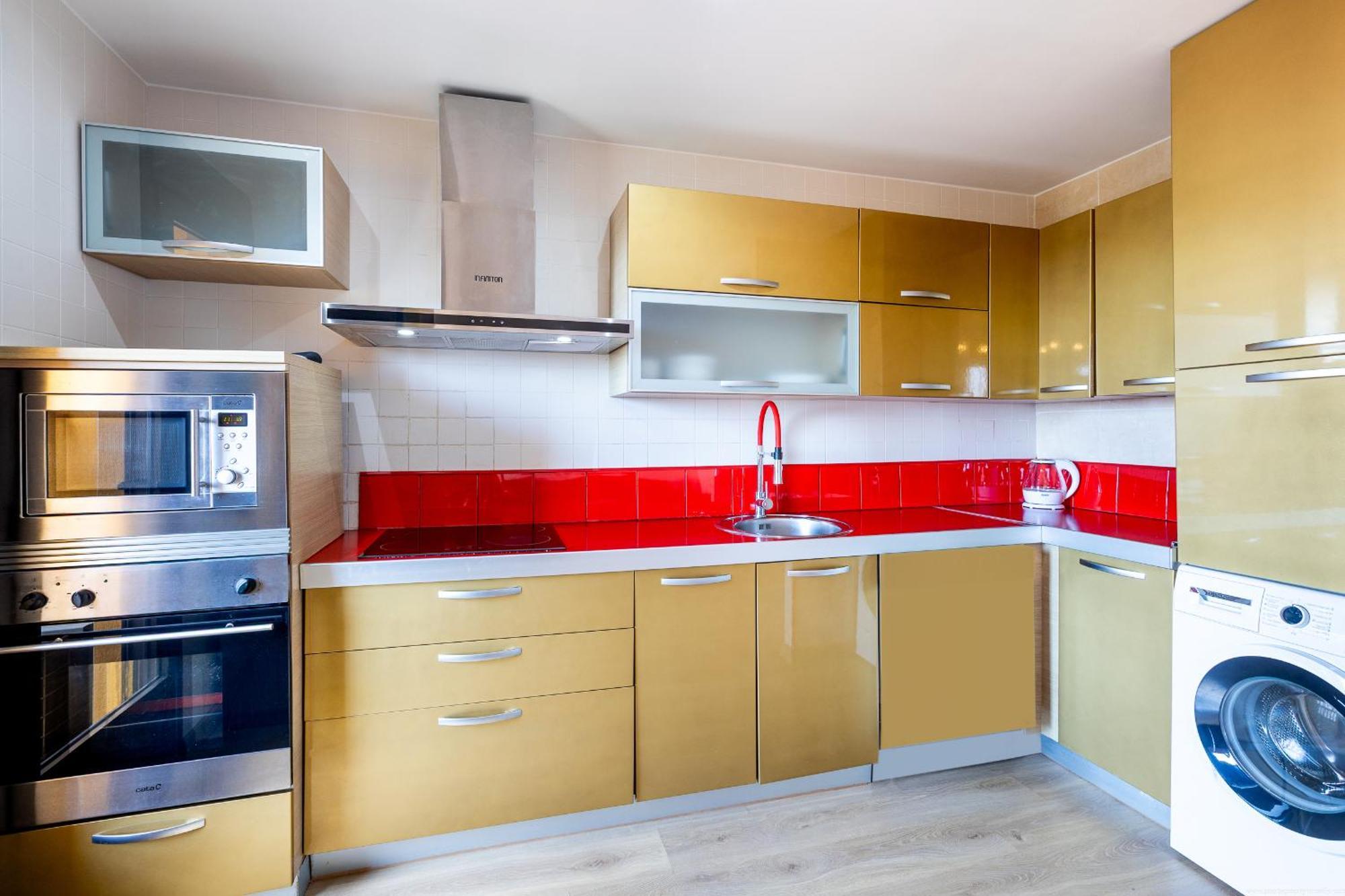 Sunset Palm Mar - Family Friendly Suites