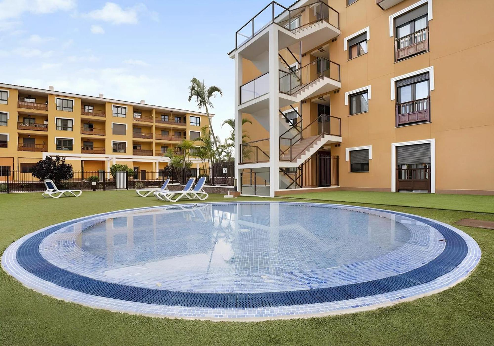 Sunset Palm Mar - Family Friendly Suites * Palm-mar